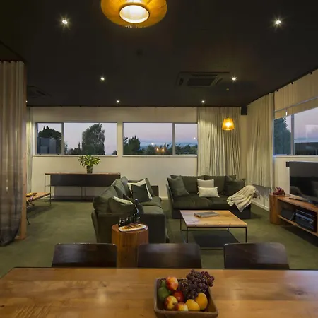 The Cinema Suites Te Anau Exterior foto